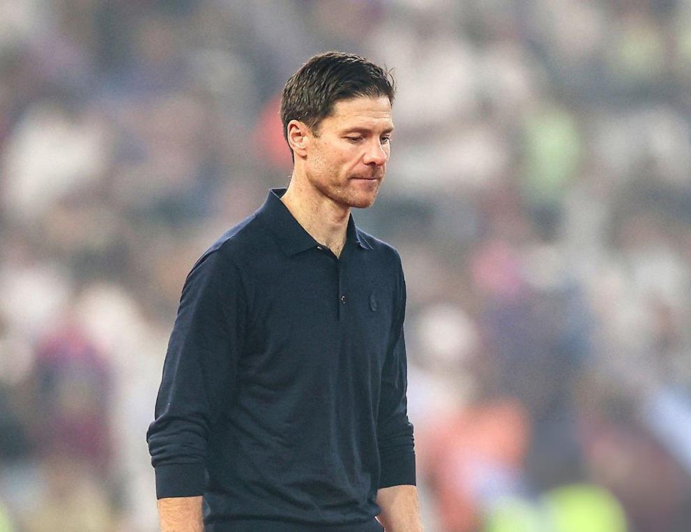 世界杯app下载-皇马会是下一个曼联？阿隆索重演穆里尼奥旧事，老佛爷这次站球员